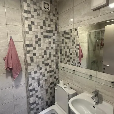 Lumi - Two Bedrooms And Parking Space * Skopje