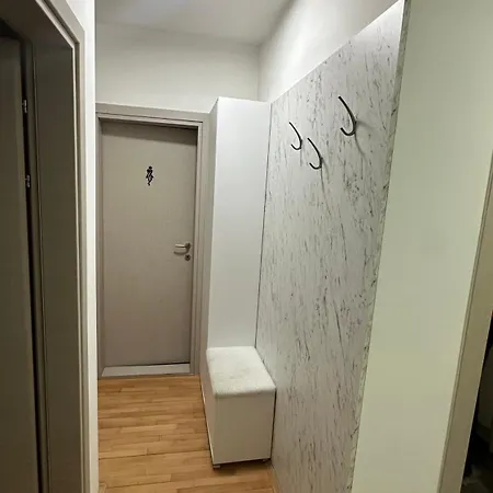Lumi - Two Bedrooms And Parking Space Διαμέρισμα